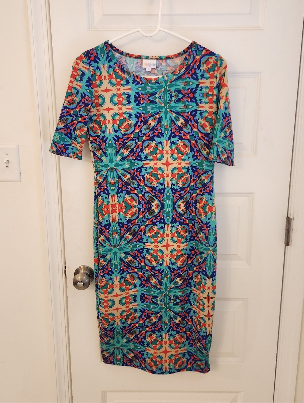 Lularoe Julia Dress Tie Dye Kaleidoscope Green Red‎ Cream Womens Size S #NN1319
